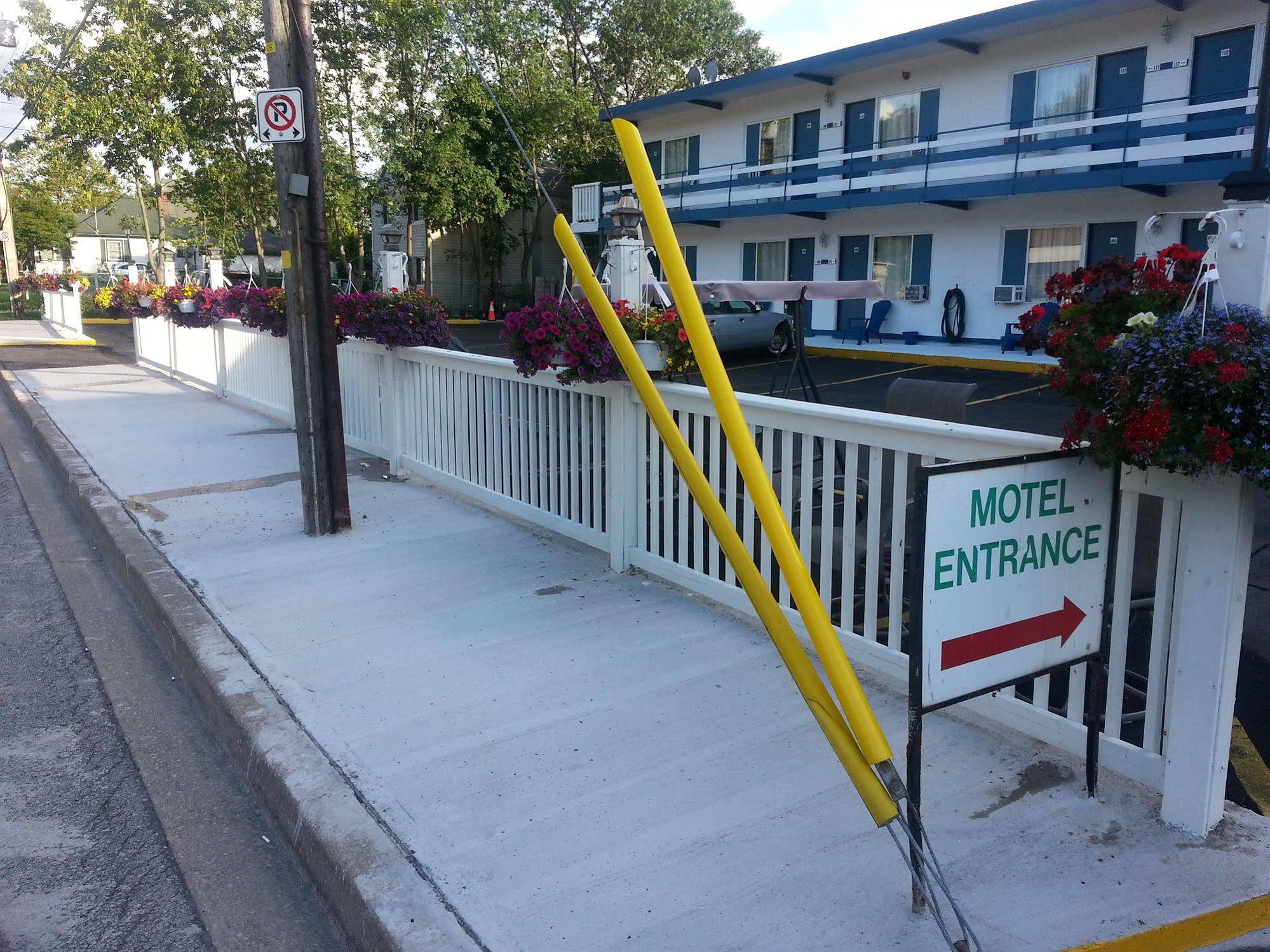 Niagara Parkway Court Motel Dış mekan fotoğraf